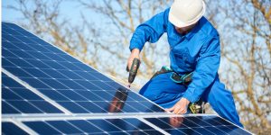 Installation Maintenance Panneaux Solaires Photovoltaïques à Avesse